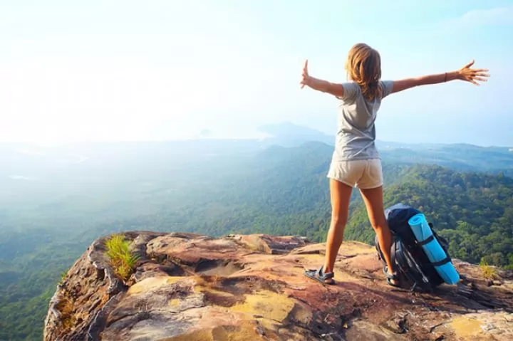 Os melhores destinos para viajar sozinha pelo Brasil